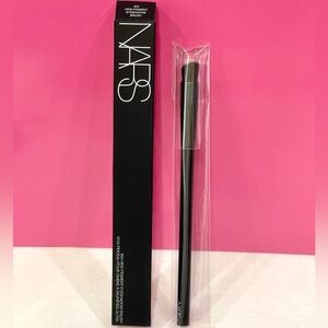 NARS #24 eye brush